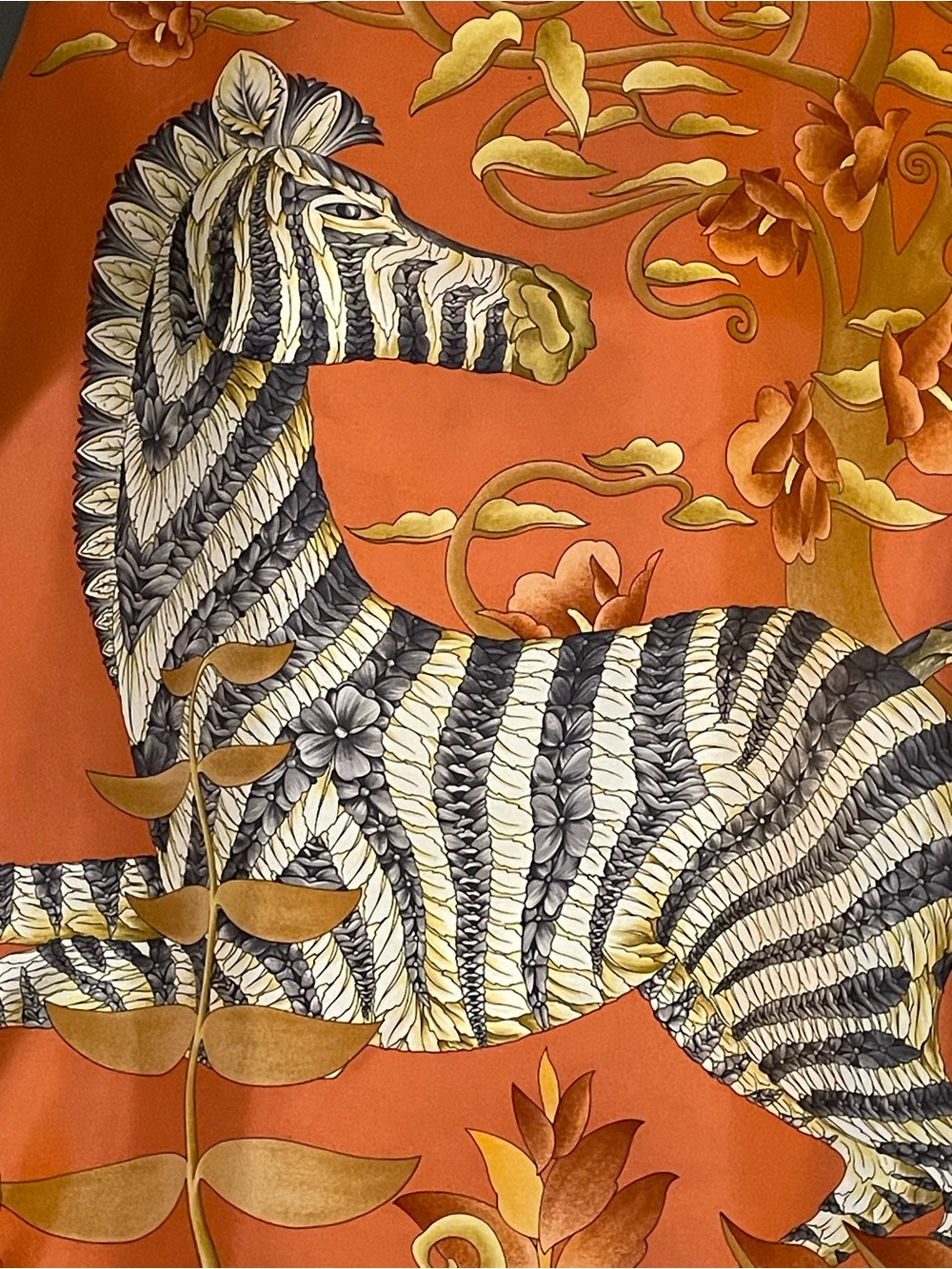 Gorg Salvatore Ferragamo Silk Scarf Zebra with Floral Stripes 34 In Exc Cond - Picture 5 of 10
